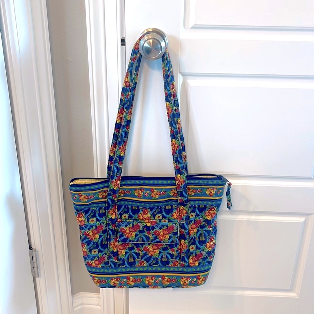 Floral super cute bag never used